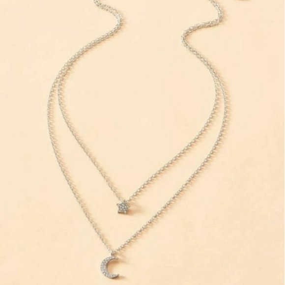 *Willie* Moon and Star Layered Necklace - Picture 4 of 4